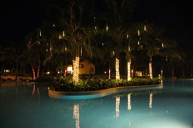 Piscine de nuit Pandanus Resort Mui Ne Vietnam