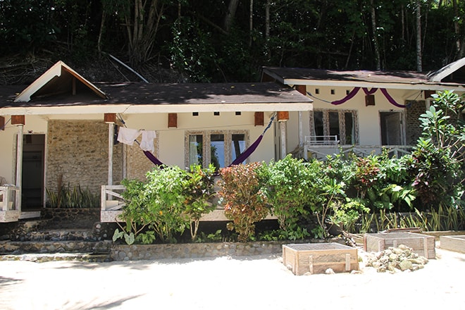 Notre bungalow Black Marling Dive Resort Kadidiri iles Togian où dormir dans les îles Togian