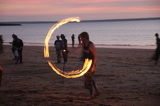 Spectacle Mindil Beach Darwin Australie