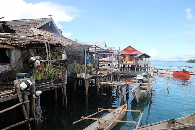 Village Bajo sur pilotis Malengue iles Togian