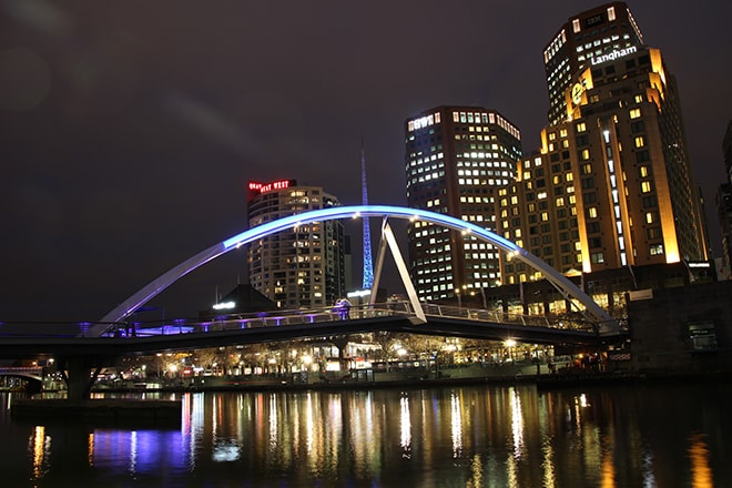 Pont illumine Melbourne Australie