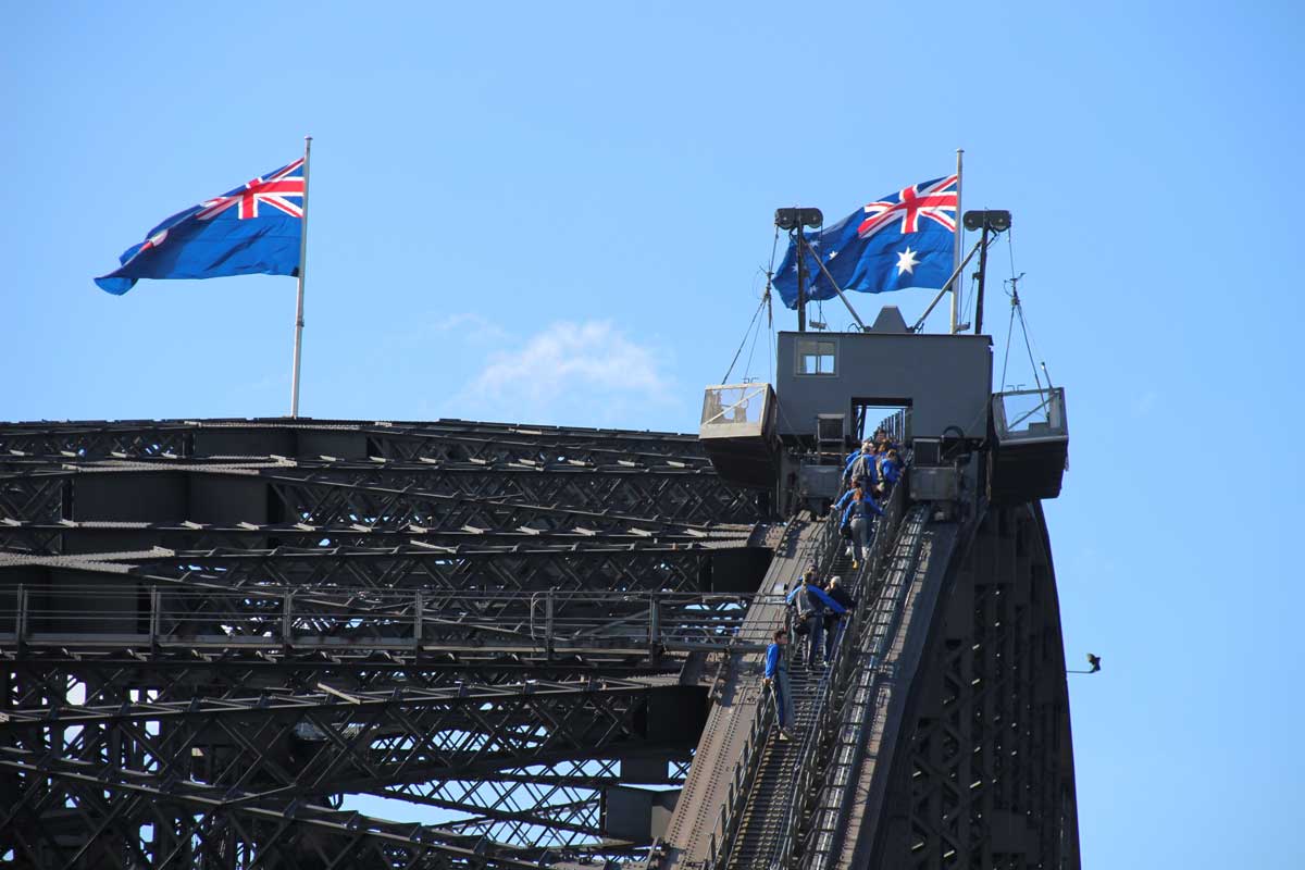 Bridge Climb pont drapeau Sydney Australie