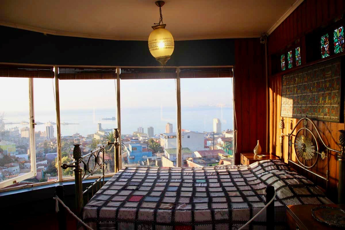 Vue chambre Neruda Valparaiso Chili