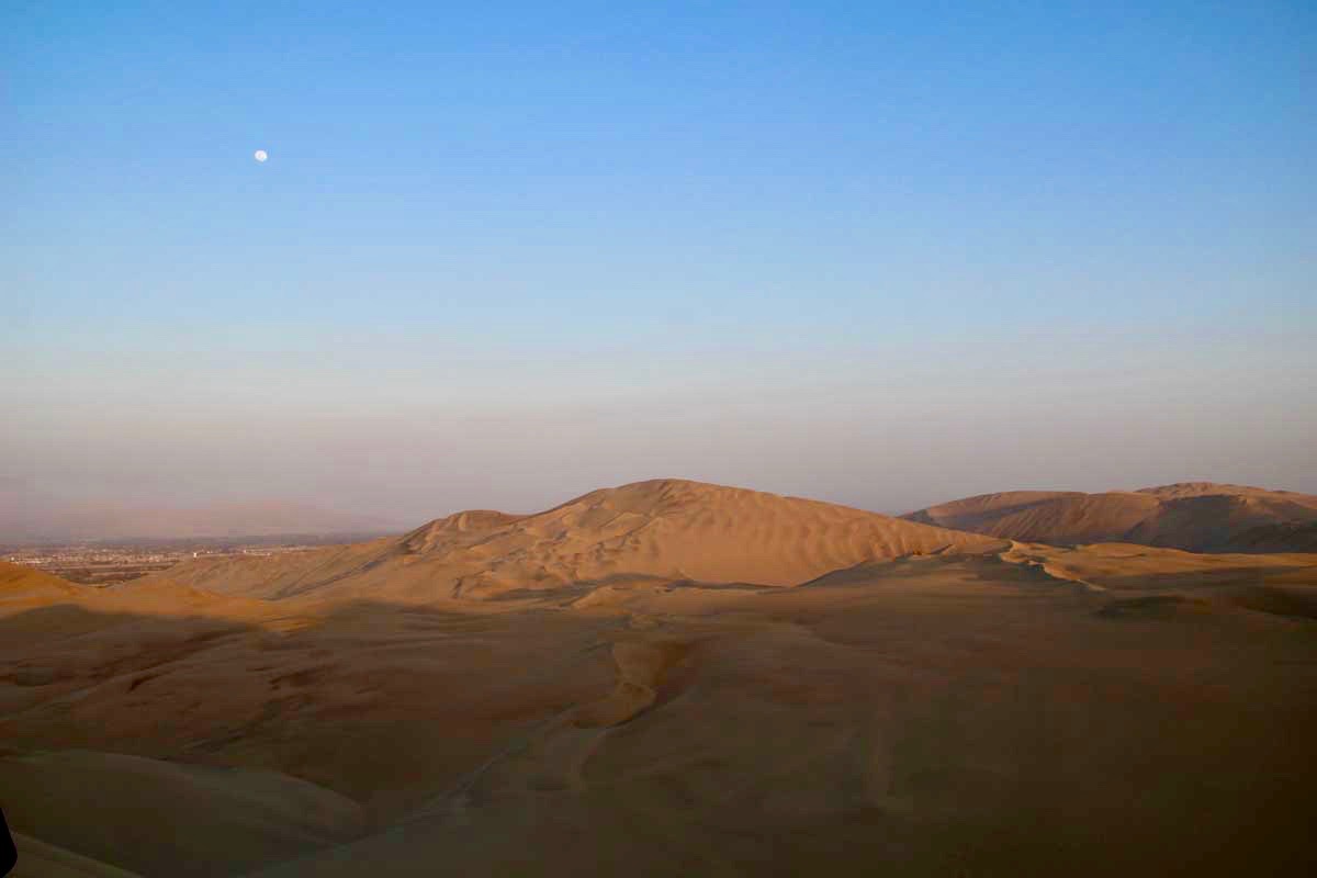 coucher de soleil Oasis Huacachina Perou