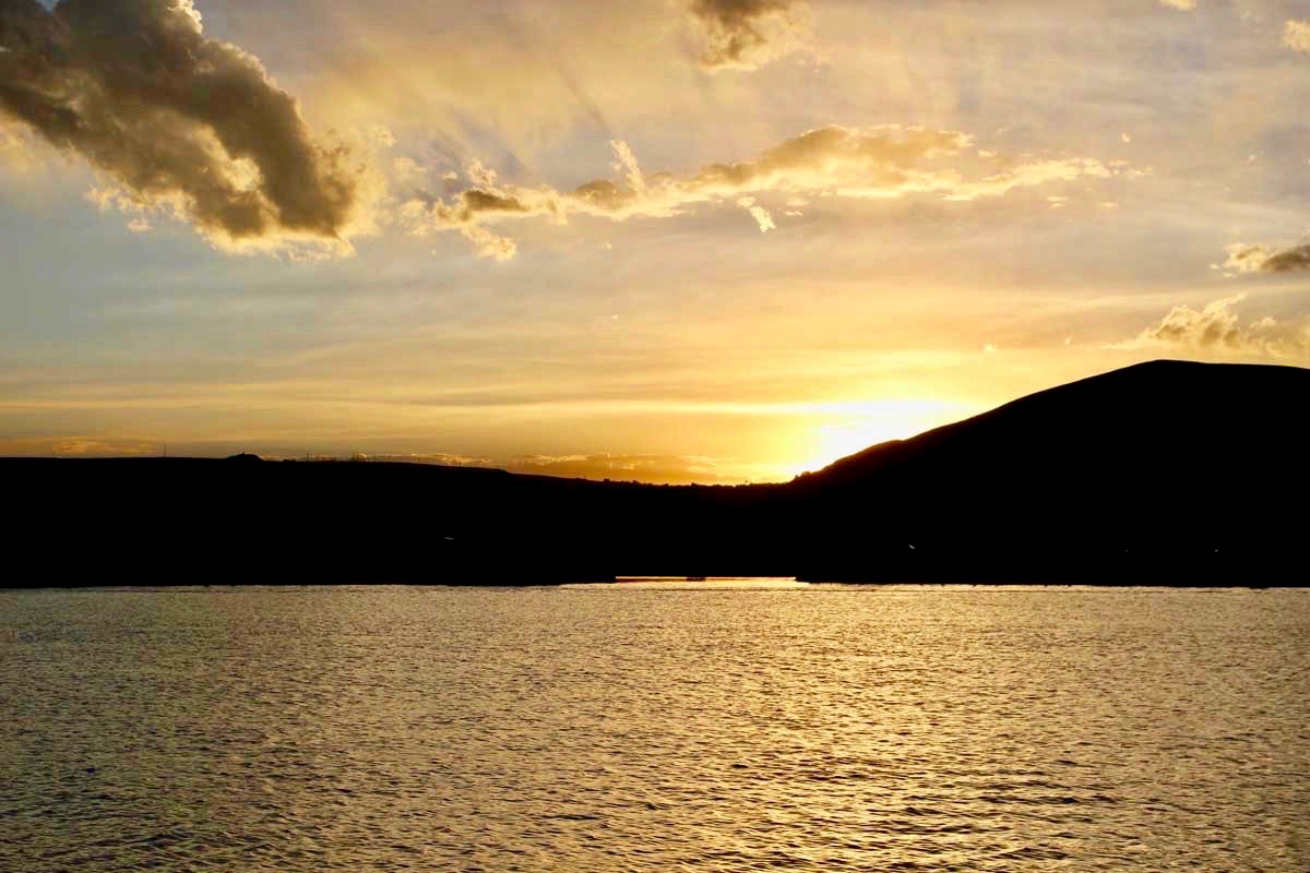 coucher de soleil Uros Lac Titicaca Perou