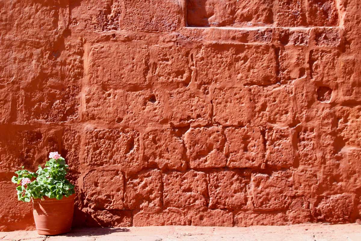 mur rouge Couvent Santa Catalina Arequipa