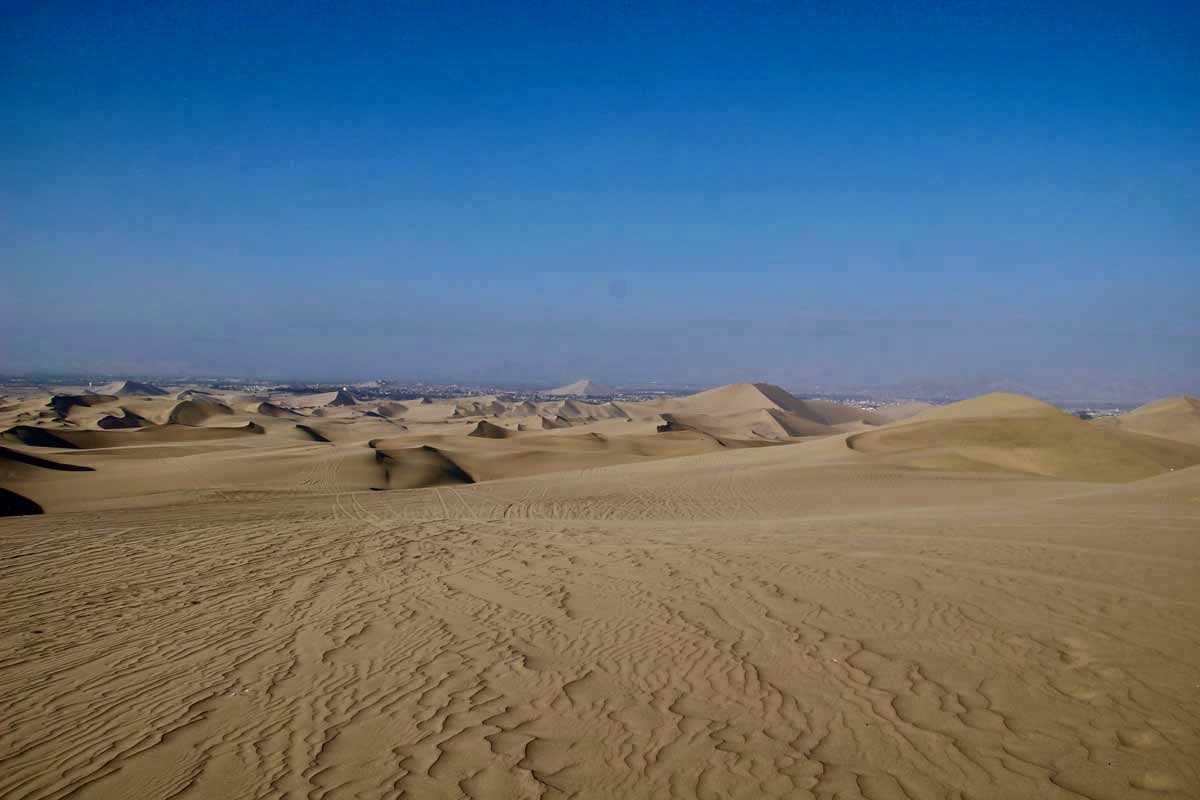 paysages dunes Oasis Huacachina Perou