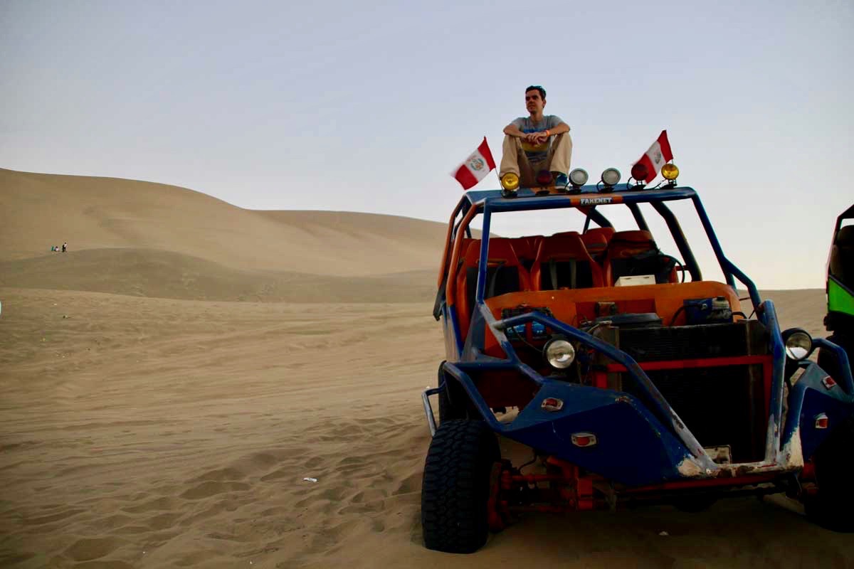 tom coucher de soleil buggy