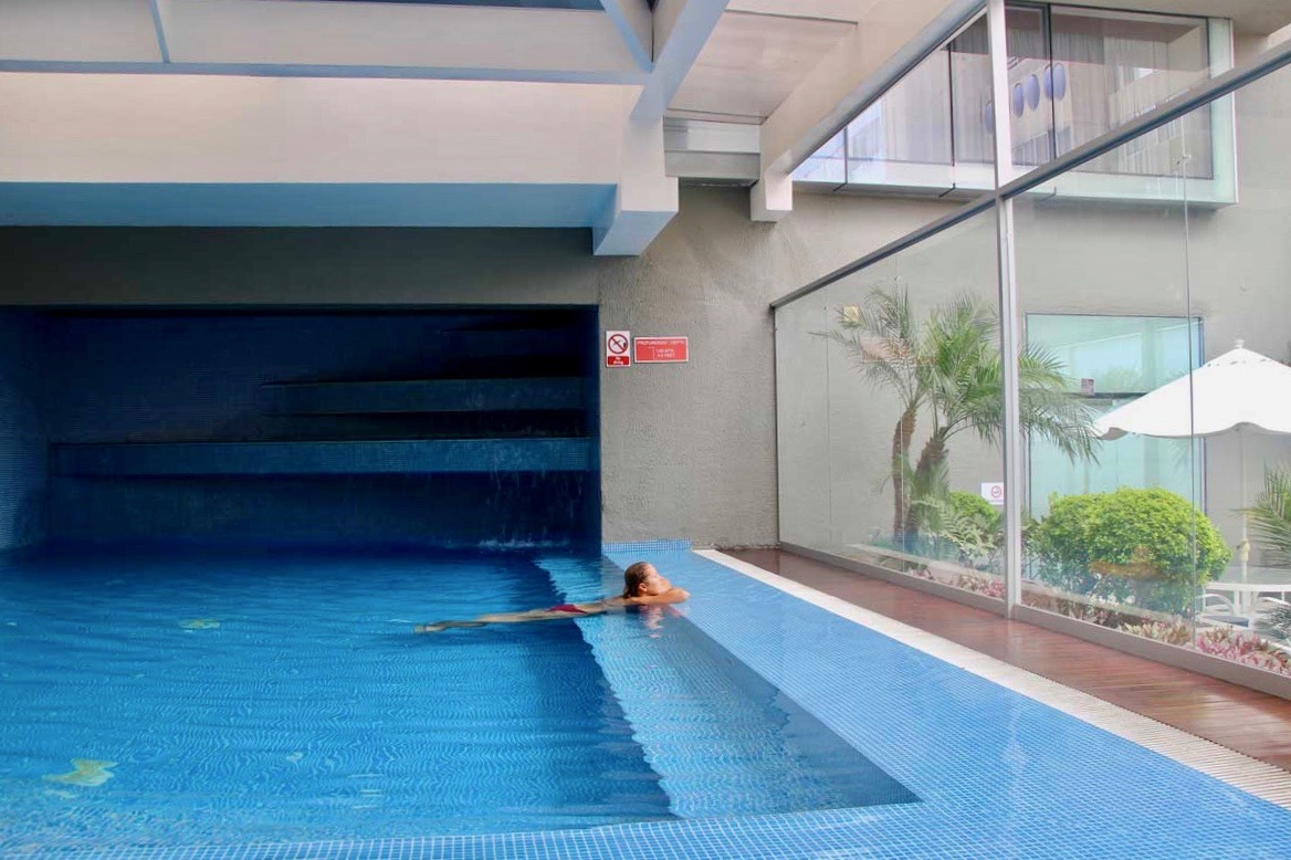 Elo piscine Casa Andina lima