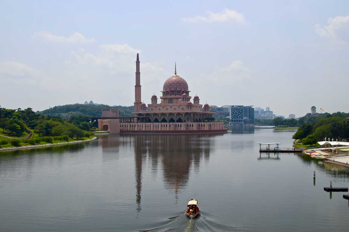 1 jour à Putrajaya : mosquée rose