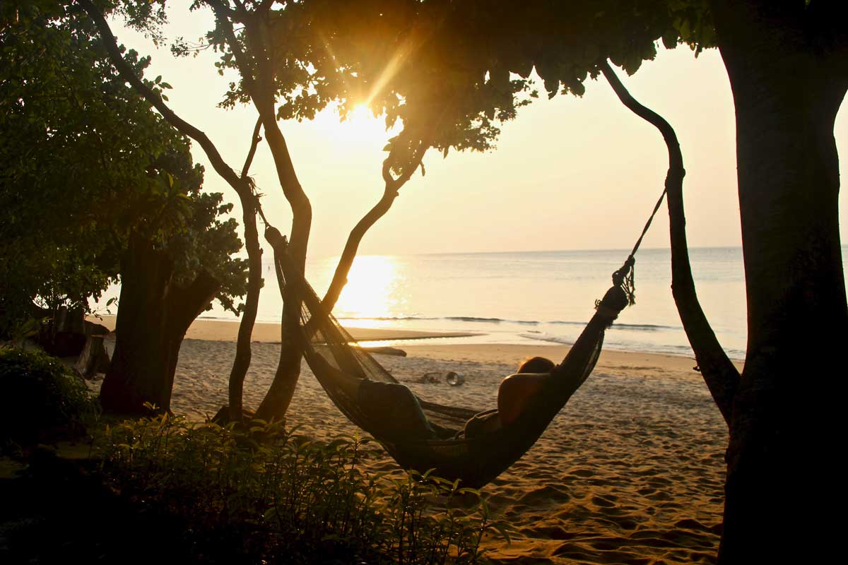 coucher soleil plage tekek tioman malaisie