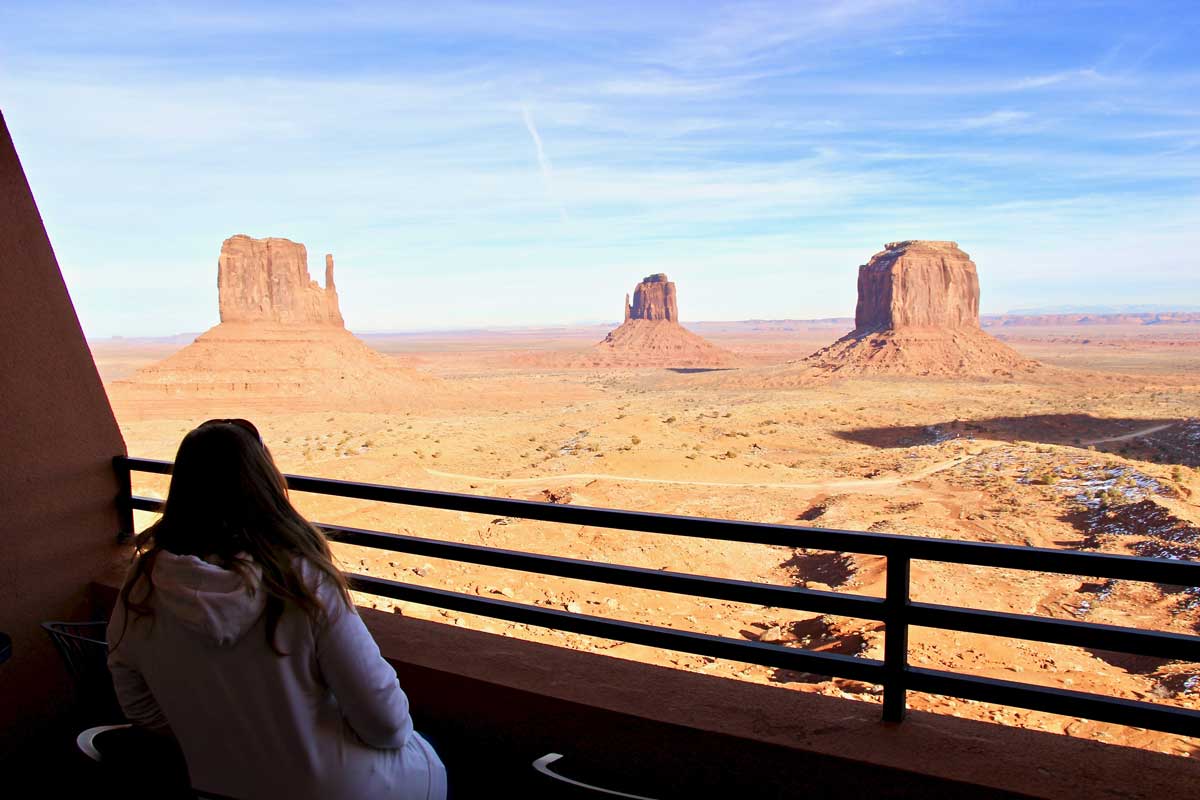 balcon the view monument valley