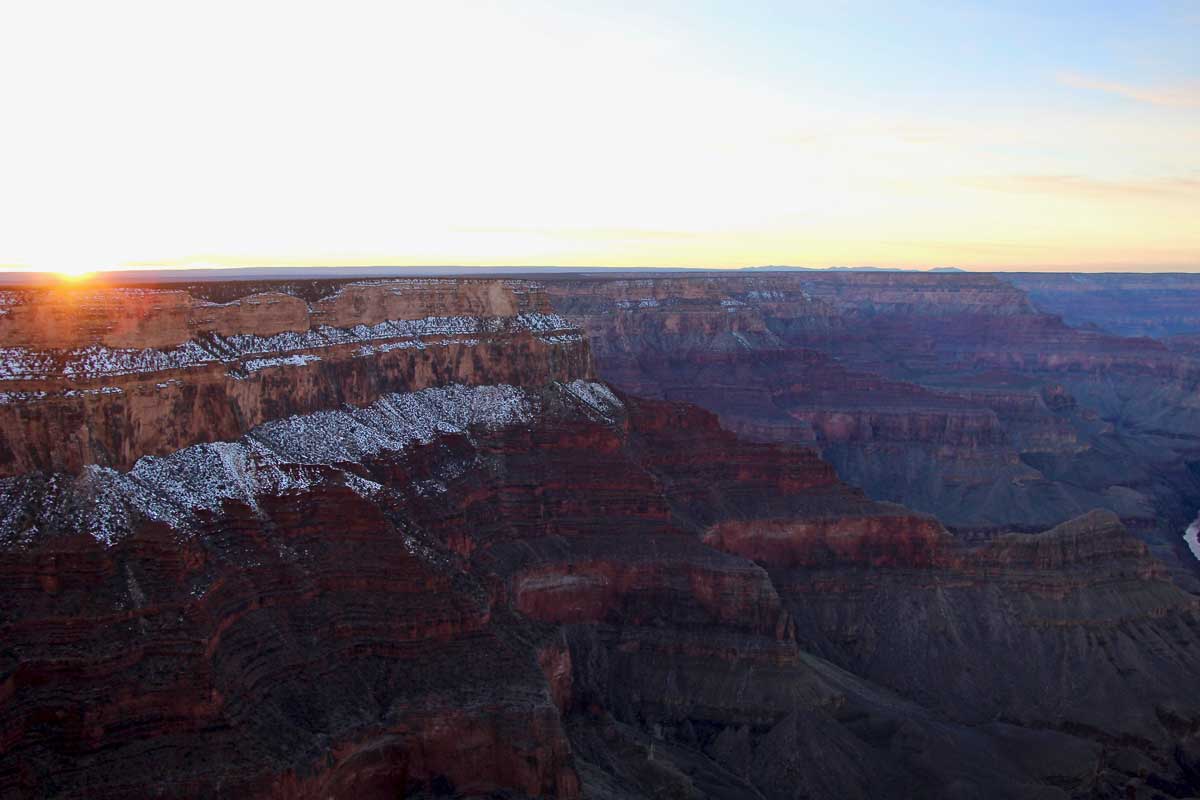 coucher soleil sur le canyon