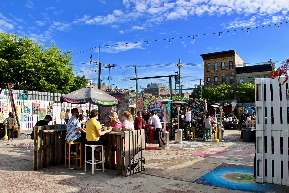 Bar exterieur Beergarden Brooklyn