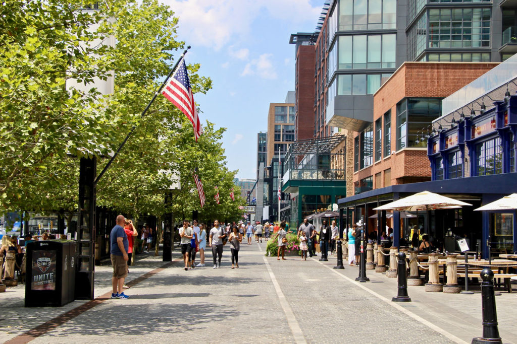 promenade Warf Washington