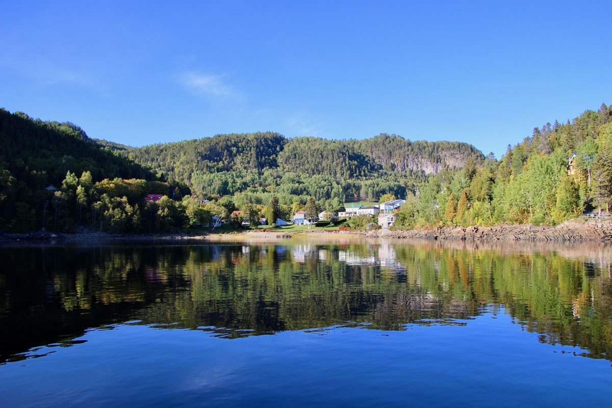 Fjord-du-Saguenay Canada depuis eau