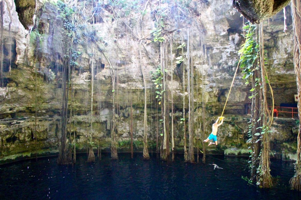 Cenote Oxman près de Valladolid