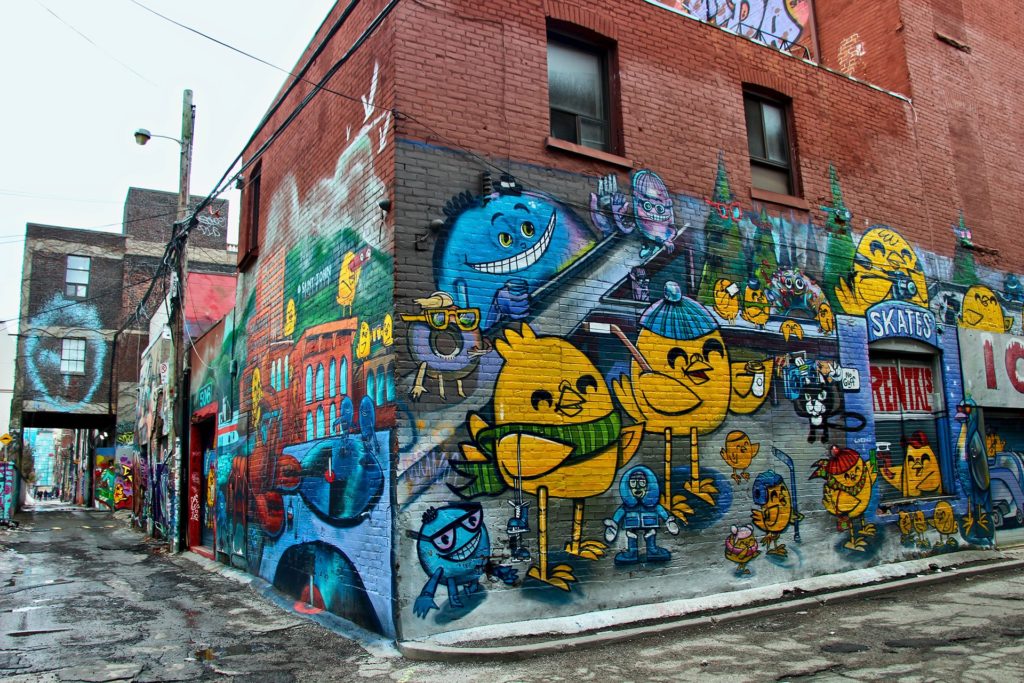 Graffity Alley Toronto pluie