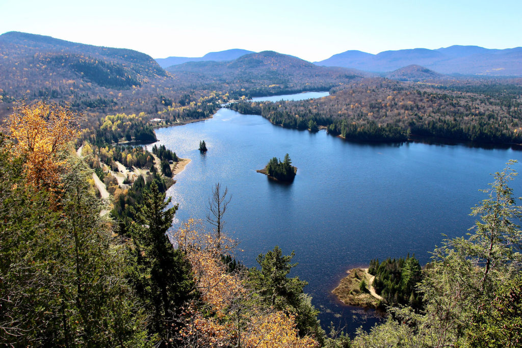 La Corniche - La Coulée - La Roche : la randonnée des belvédères dans le Parc national du Mont-Tremblant