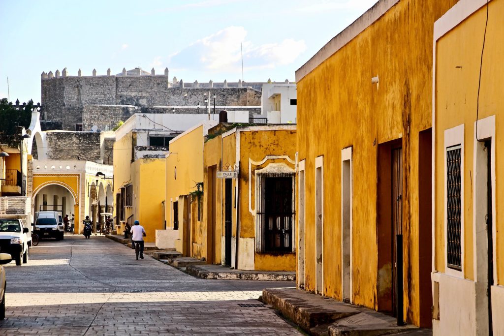 Izamal ville jaune yucatan