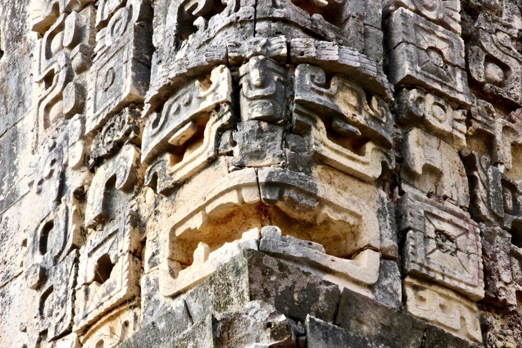 Sculptures ruines Uxmal