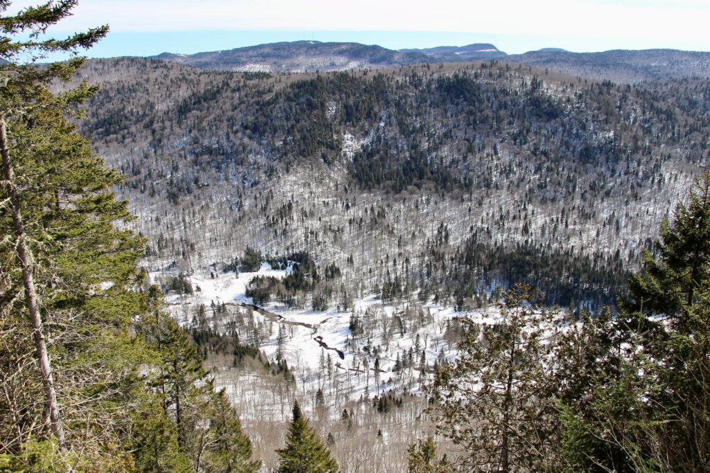 sentier Éperon parc jacques-cartier quebec