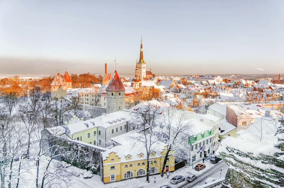 tallin hiver vieille ville estonie