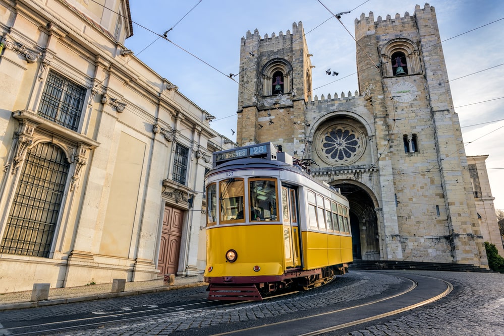 visiter lisbonne tram 28